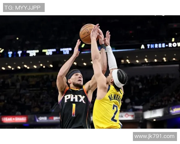 低开高走却空砍！布克上半场3分，下半场怒砍29分憾失绝杀